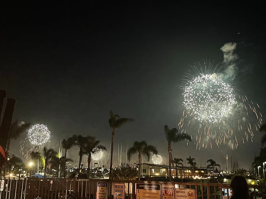 View of all 4 fireworks displays from your pool deck - Shelter Island, Harbor Island, San Diego Harbor and Coronado