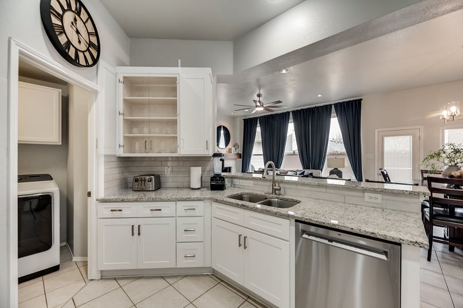 Furnished Finder property 663378_1 photo 12