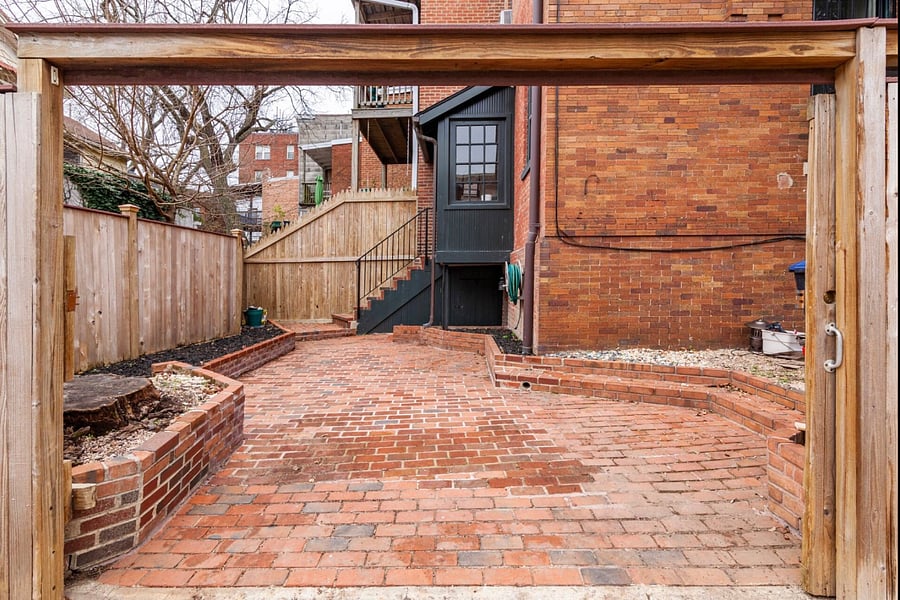 The entrance to the apartment, via a side street.
