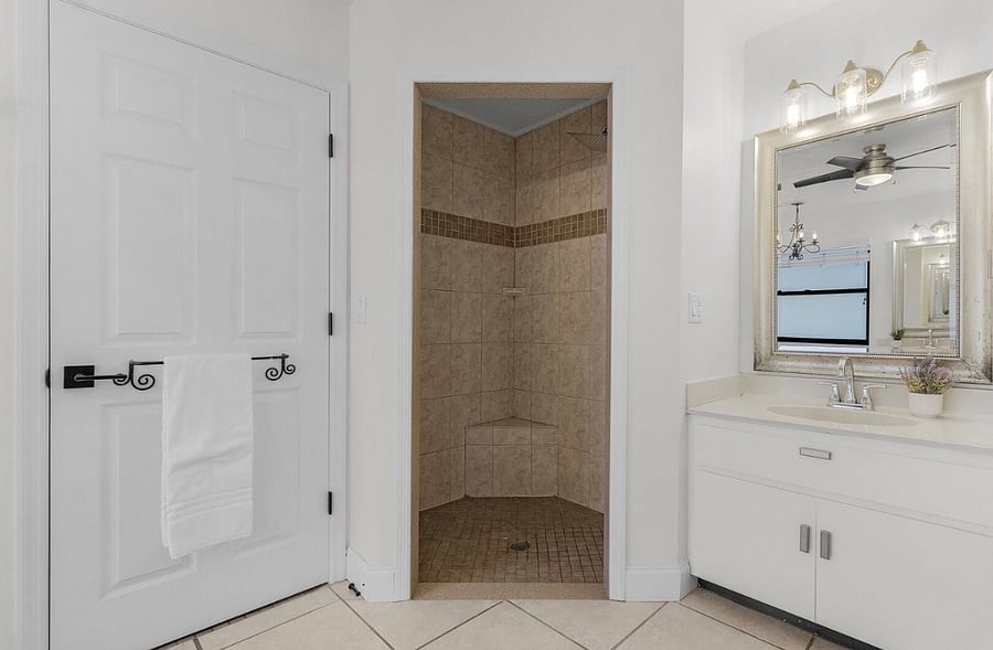 Furnished Finder property 663419_1 photo 11