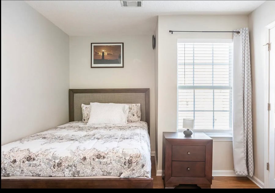 Furnished Finder property 663430_1 photo 13