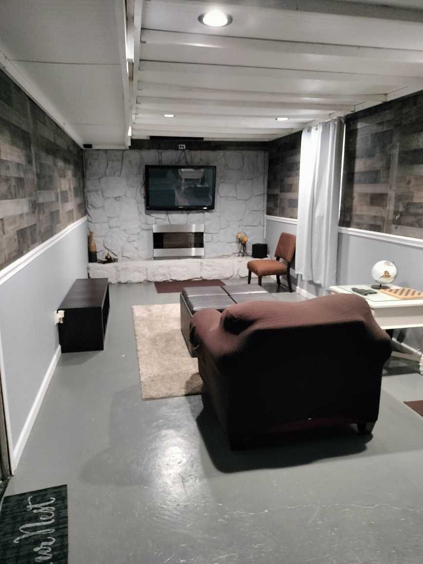 Surround sound for the movie watcher and gamer. Board games. Fireplace.