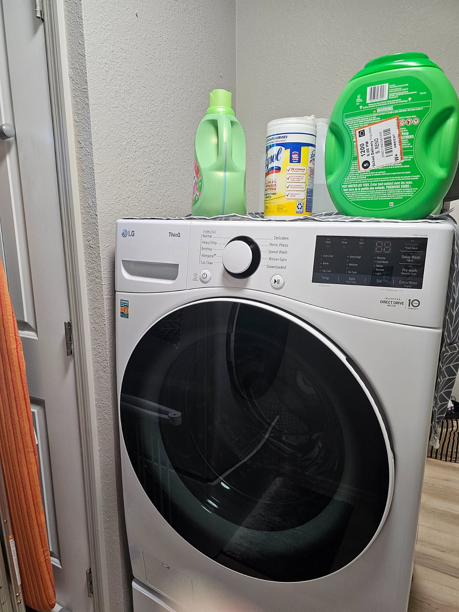LG Smart Washer with notifications
