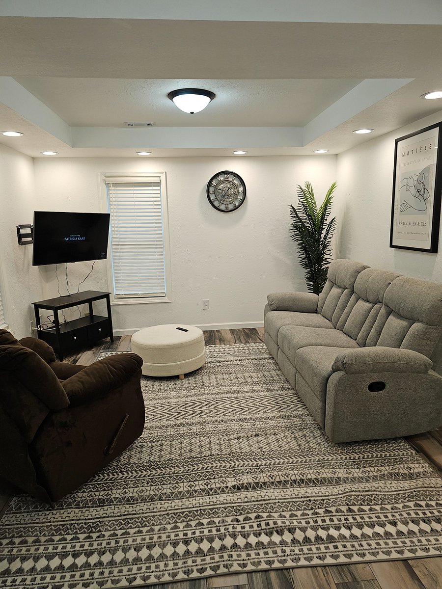 Furnished Finder property 663595_1 photo 3