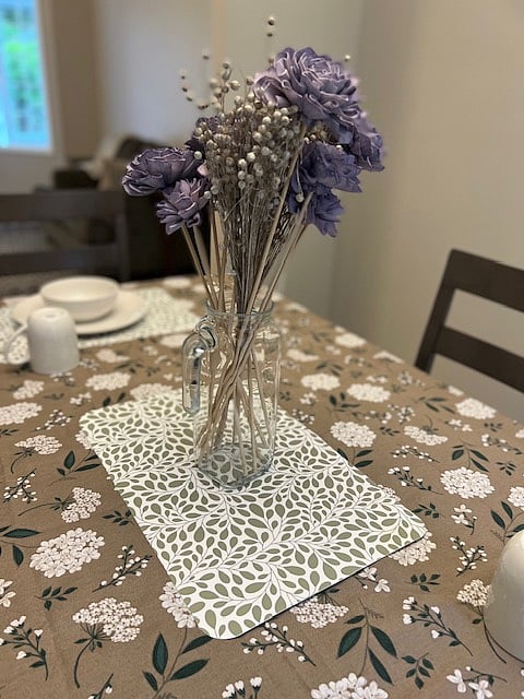 Woodland Traveler Lodging - 1 of 2 dining common areas
