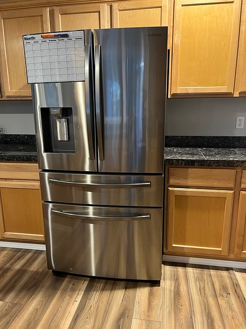 Woodland Travelers Lodge additional full kitchen, stainless stell appliances, induction stove/oven, undercabinet microwave, dishwasher and fridge freezer and full pantry common areas