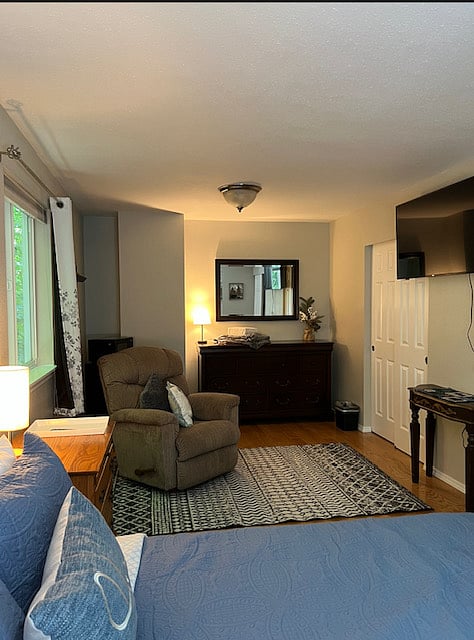 Furnished Finder property 663609_2 photo 37