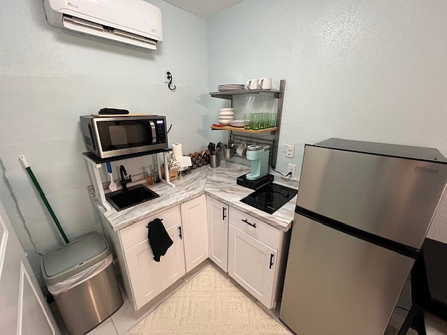 Furnished Finder property 663624_1 photo 16