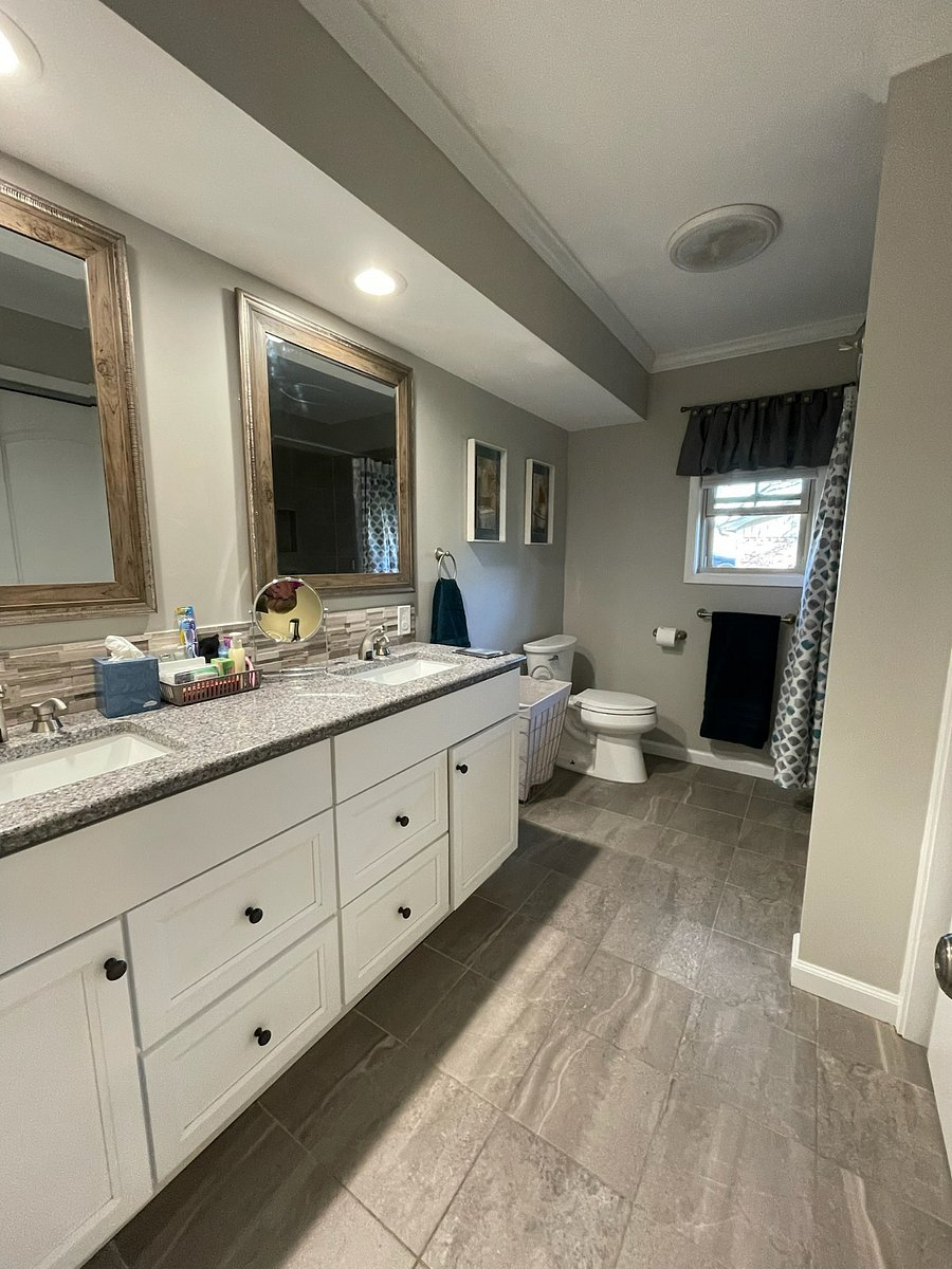 Soak in the tub or take a relaxing shower while listening to the built-in Bluetooth speaker.