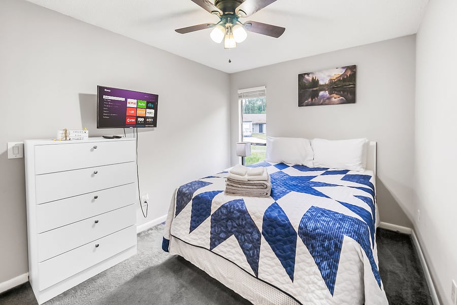 Queen Bed 1