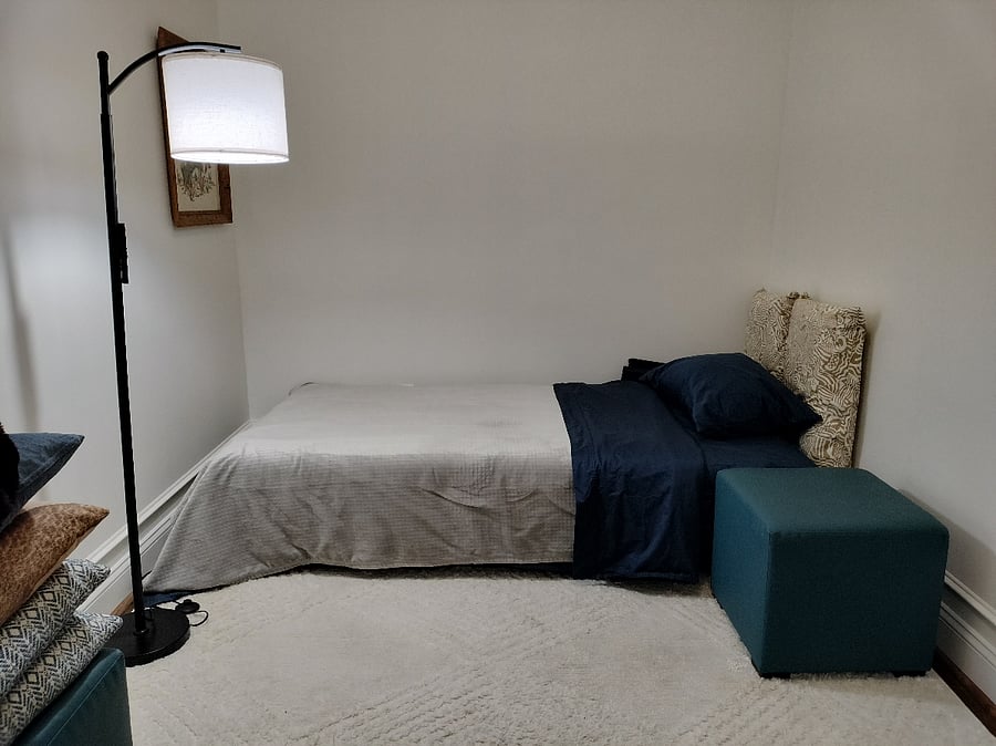 Second bedroom/den. Couch converts into single bed.