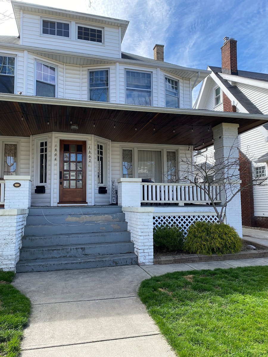 Front of house/covered front porch