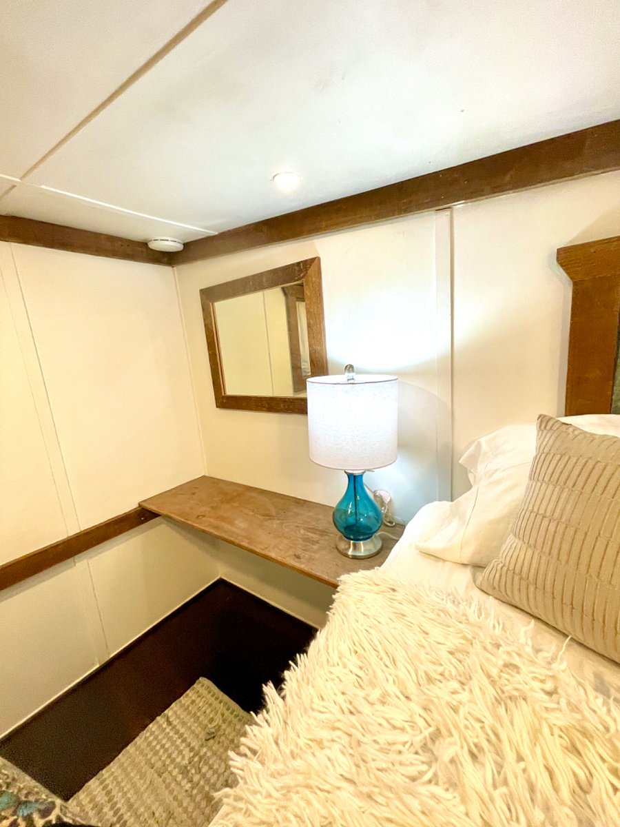 Nightstand/dressing table with mirror