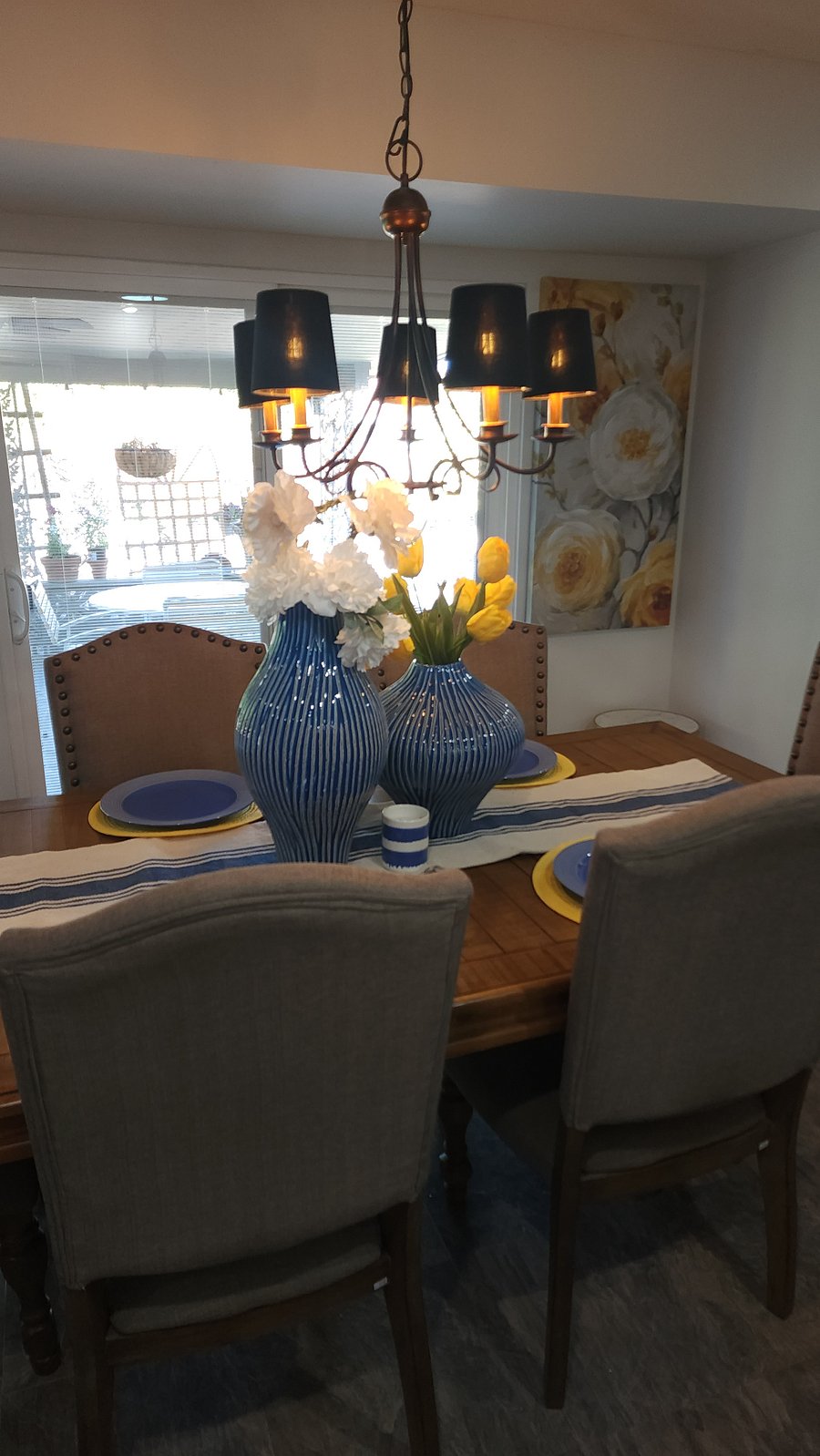 Dining room table for 6