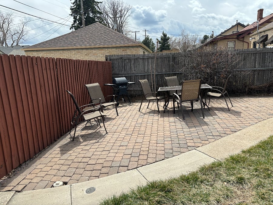 Shared Yard