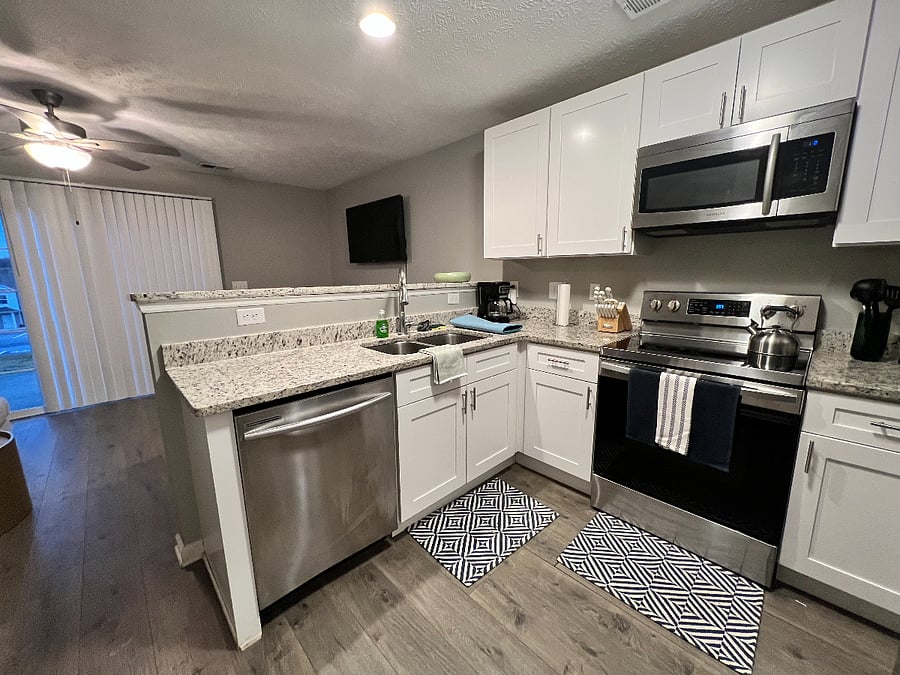 Furnished Finder property 664700_1 photo 3