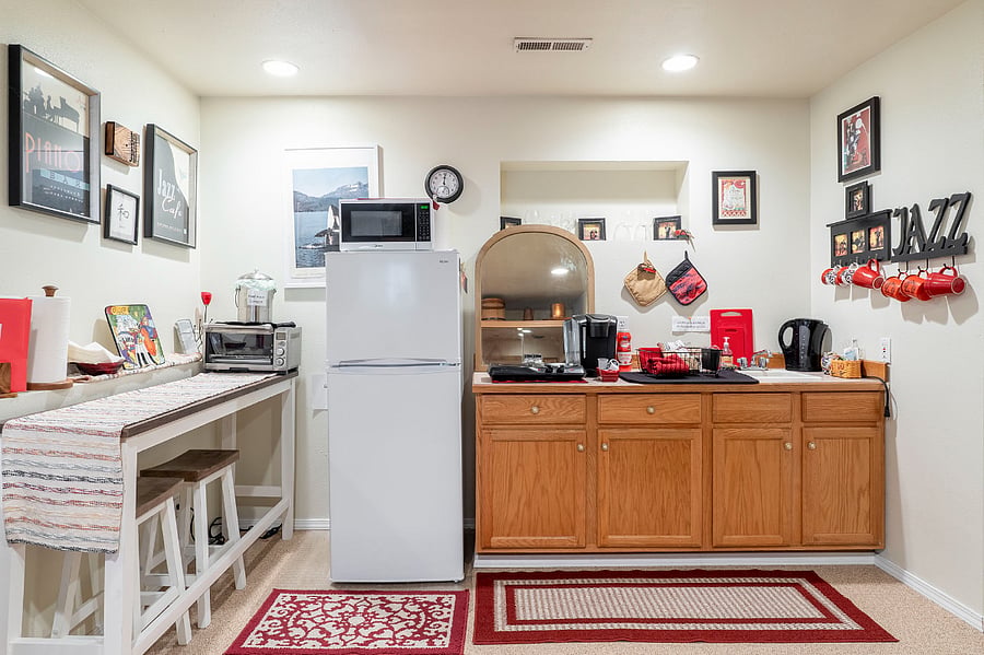 Great room - Full-size refrigerator, kitchenette