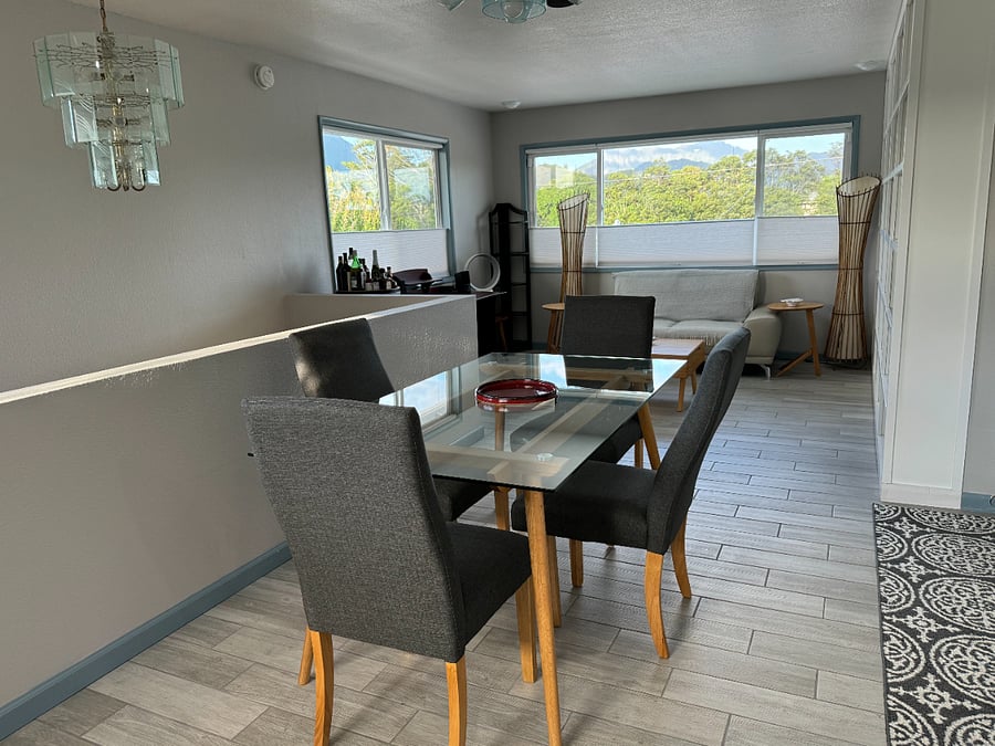 Upstairs dining area