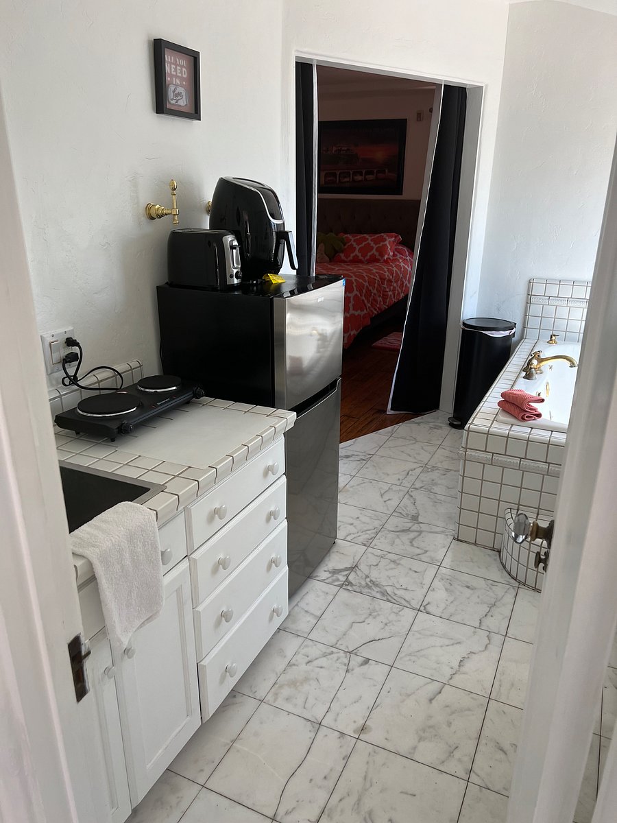Furnished Finder property 664903_2 photo 5