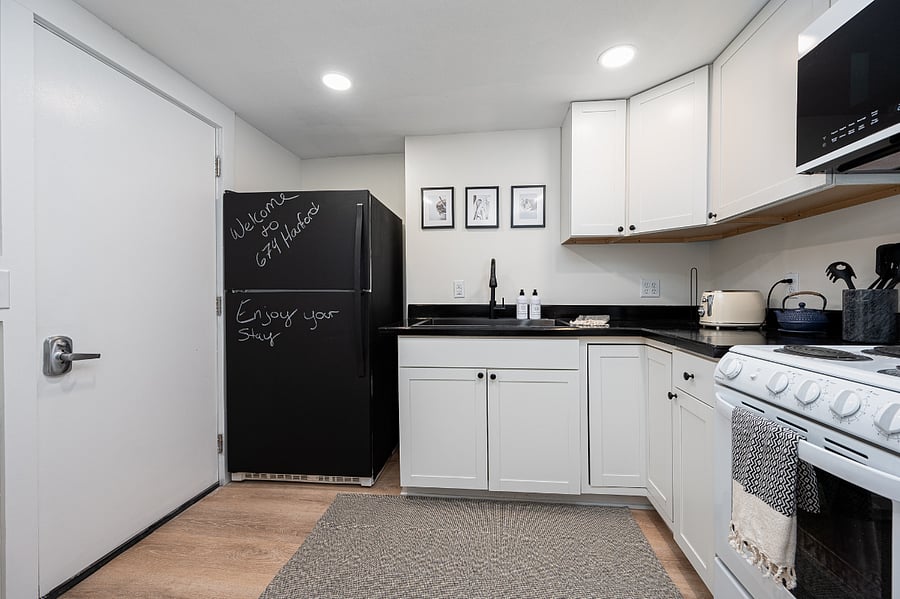 Furnished Finder property 665003_1 photo 28