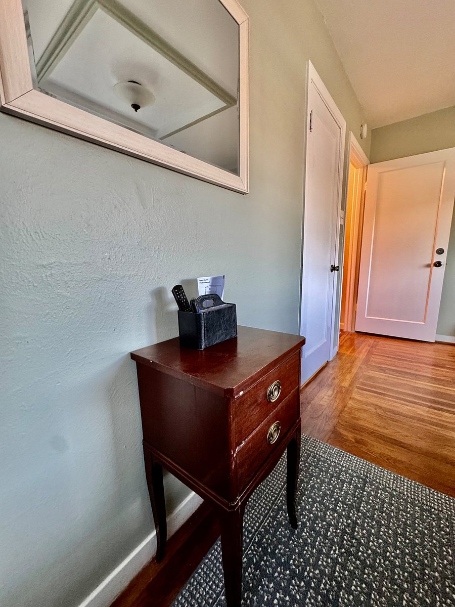 Furnished Finder property 665008_1 photo 26