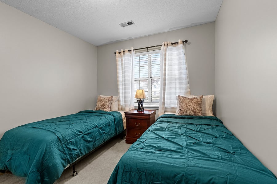 Furnished Finder property 665012_1 photo 13