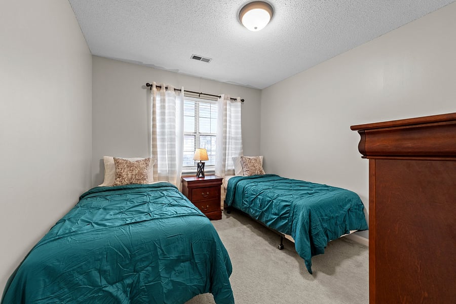 Furnished Finder property 665012_1 photo 14