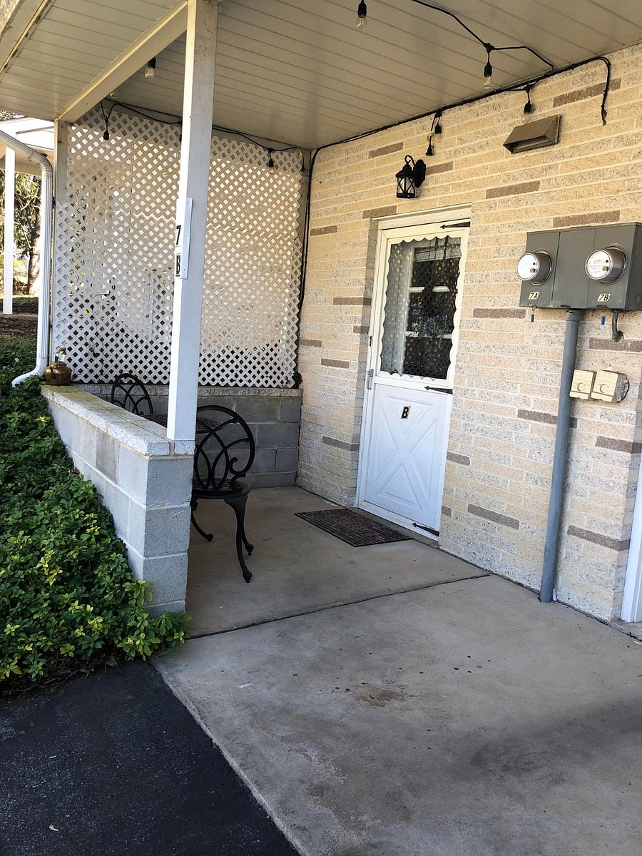 Furnished Finder property 665100_1 photo 17