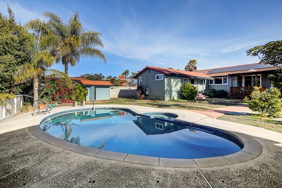 Furnished Finder property 665173_1 photo 36