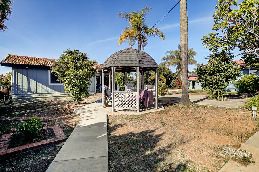 Furnished Finder property 665173_1 photo 38