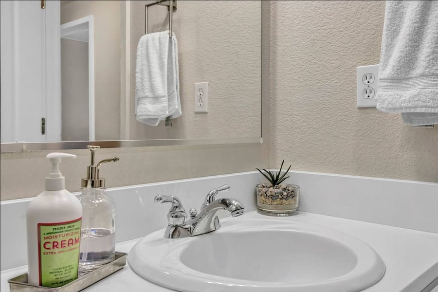 Furnished Finder property 665294_1 photo 16