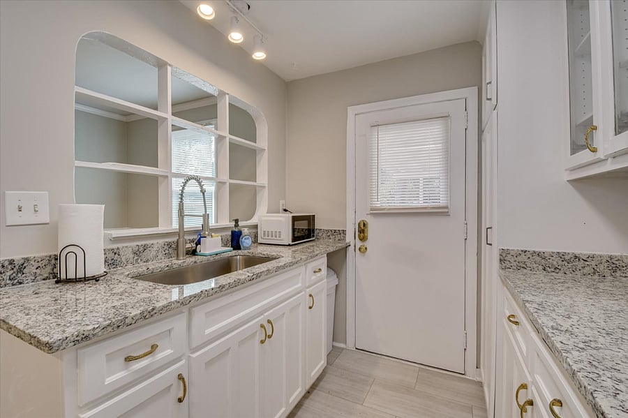 Furnished Finder property 665338_1 photo 6