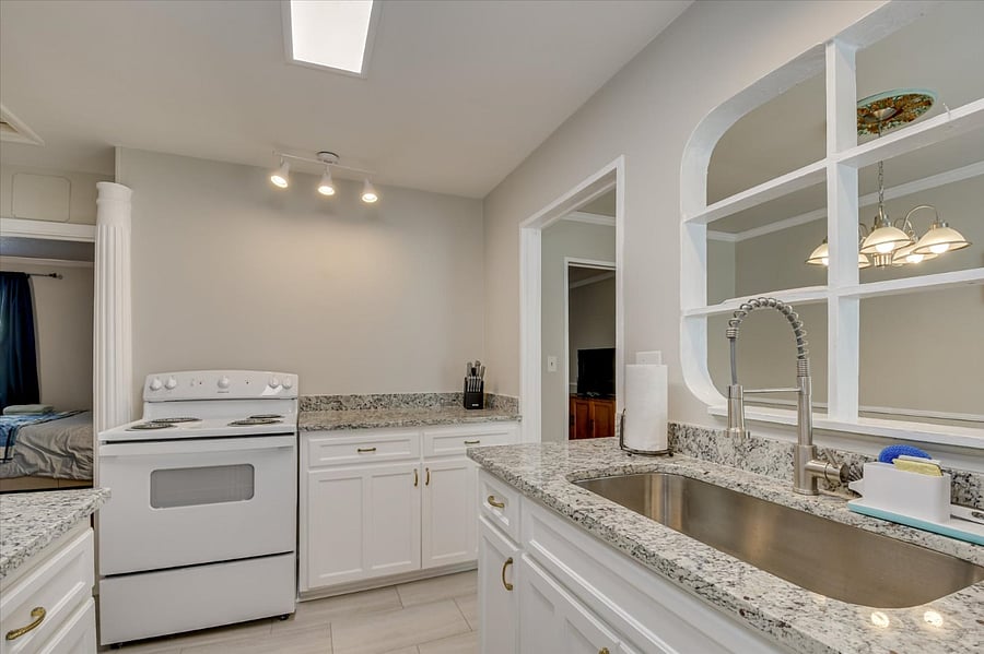 Furnished Finder property 665338_1 photo 8