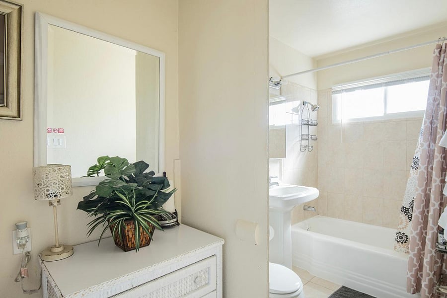 Furnished Finder property 665502_1 photo 9