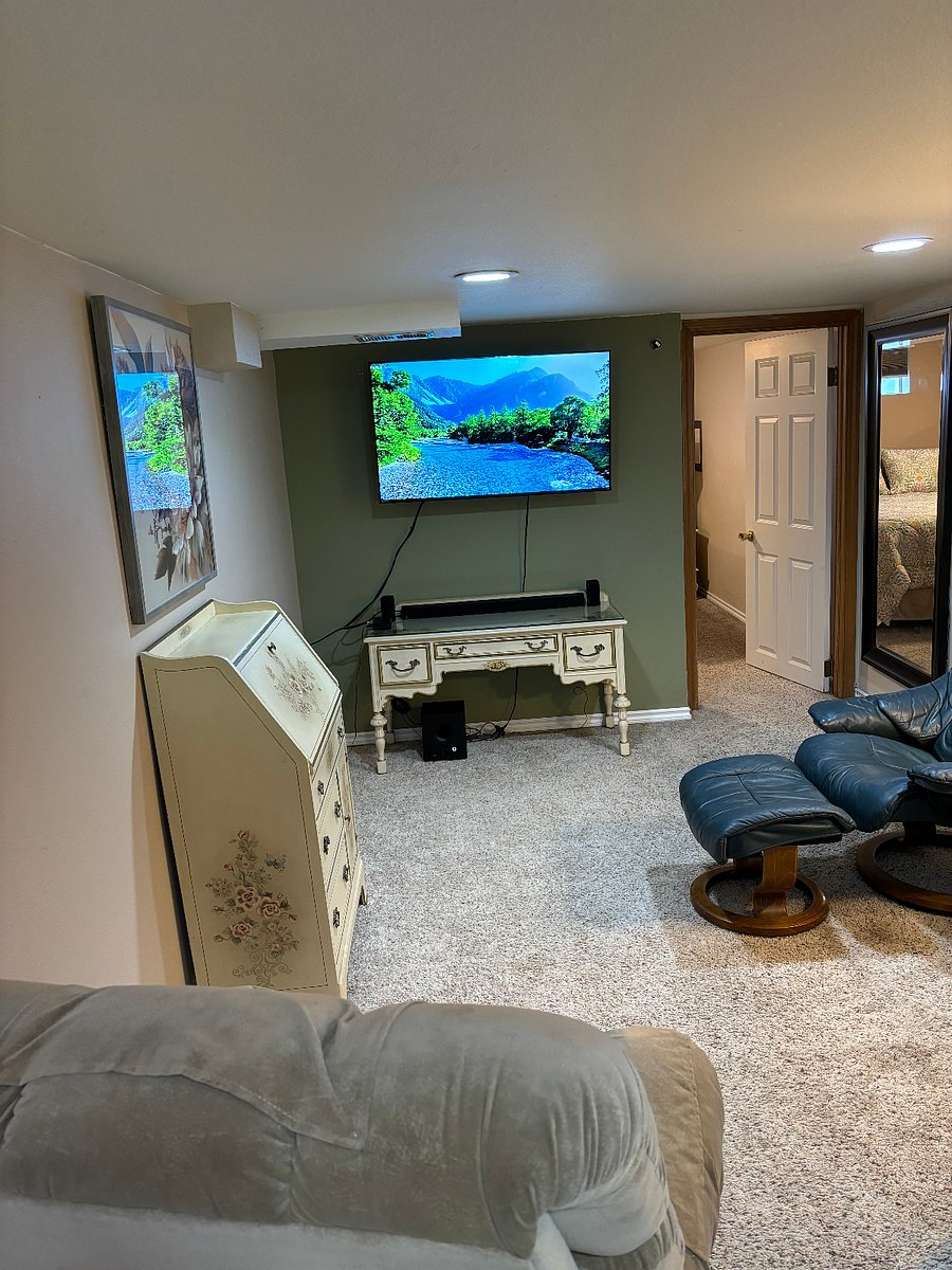 50" Toshiba smart TV