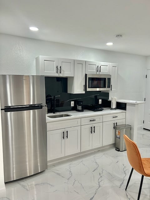 Furnished Finder property 665628_1 photo 22