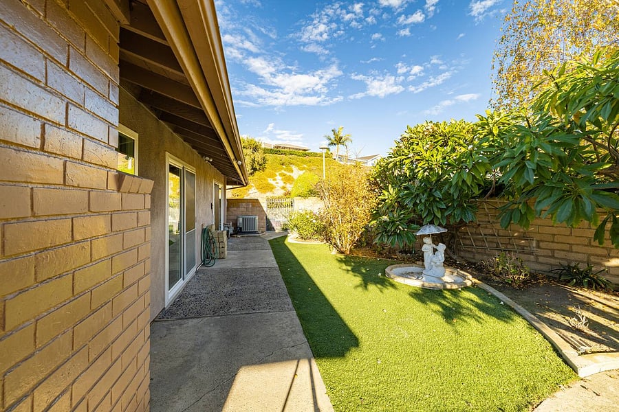 Side yard