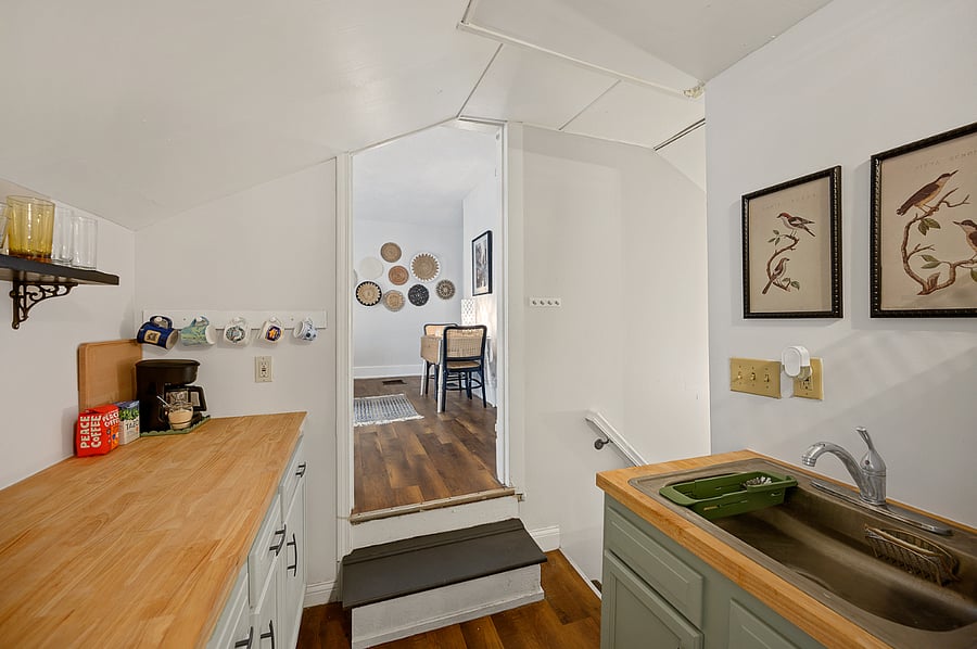 Furnished Finder property 665704_2 photo 5