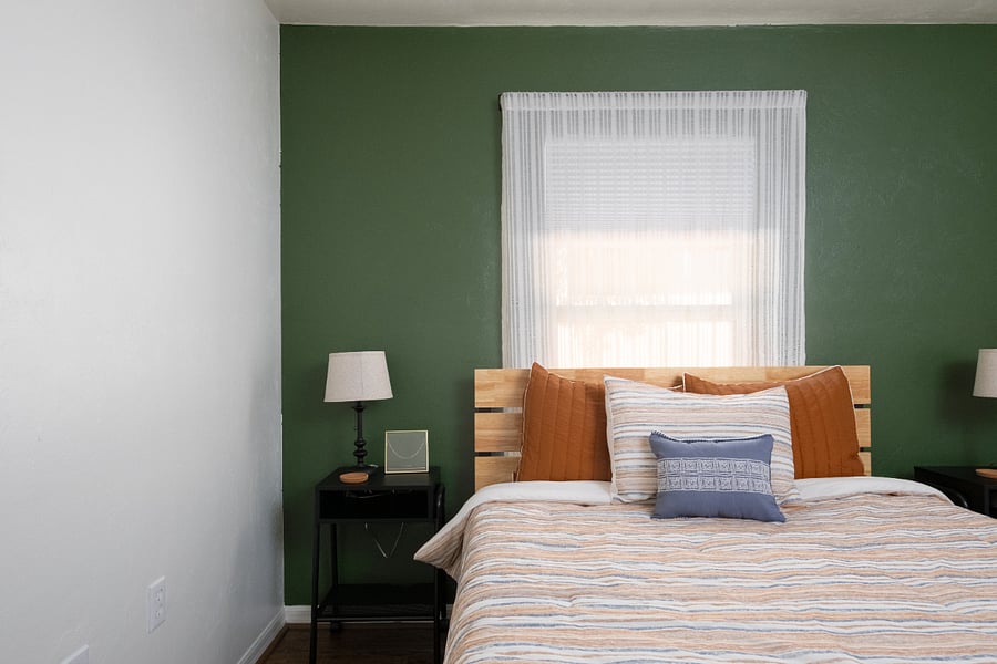 Queen bedroom #2