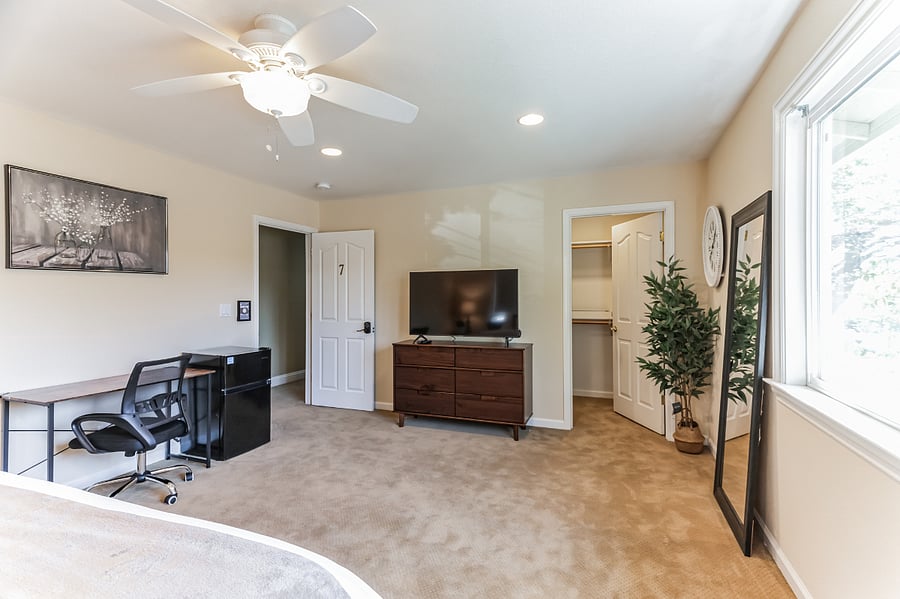 Furnished Finder property 665753_7 photo 2