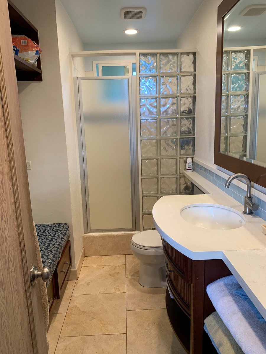 Shared bathroom 