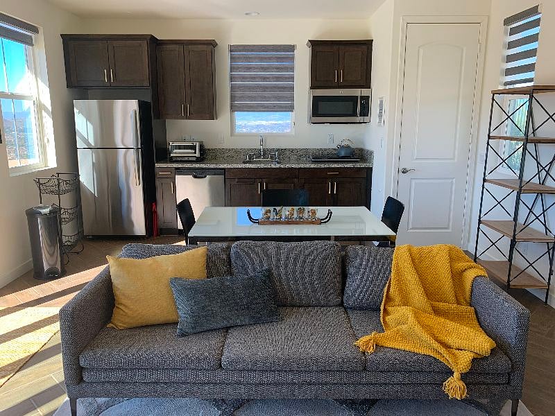 Furnished Finder property 665859_1 photo 3