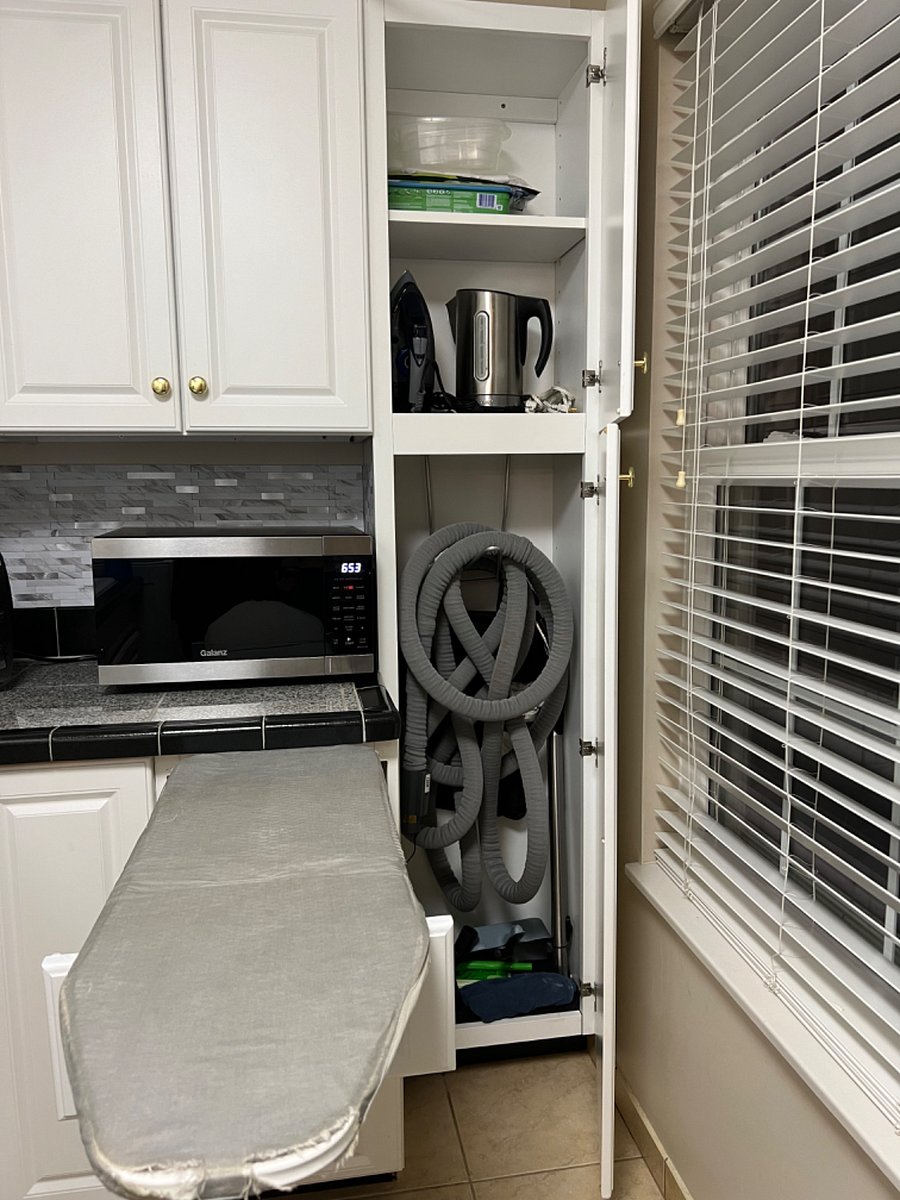 Convection microwave, central vacuum, iron and board