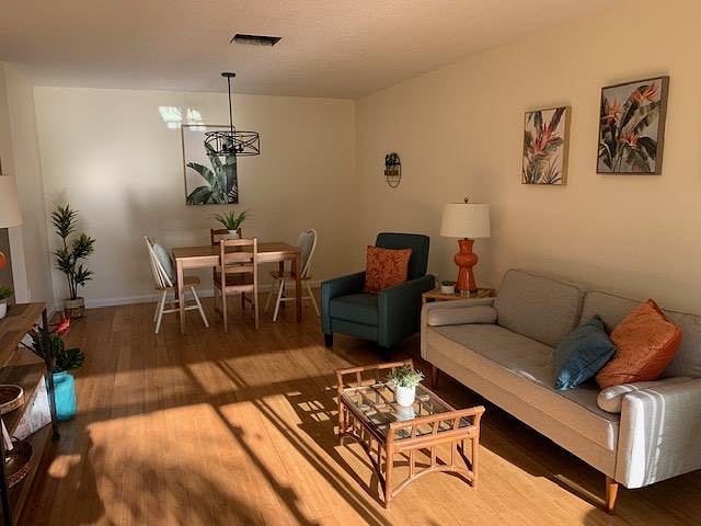 Furnished Finder property 666140_1 photo 3
