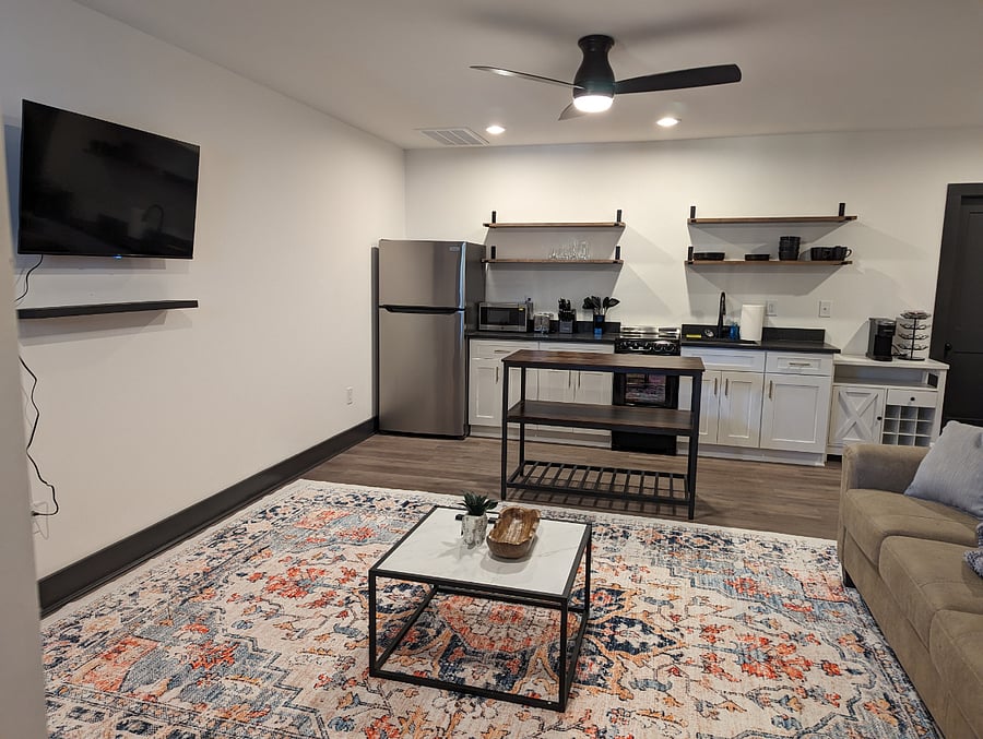 Furnished Finder property 666173_1 photo 2