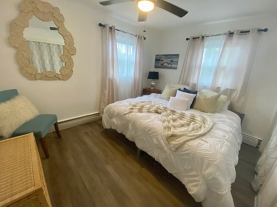 Master King Bed