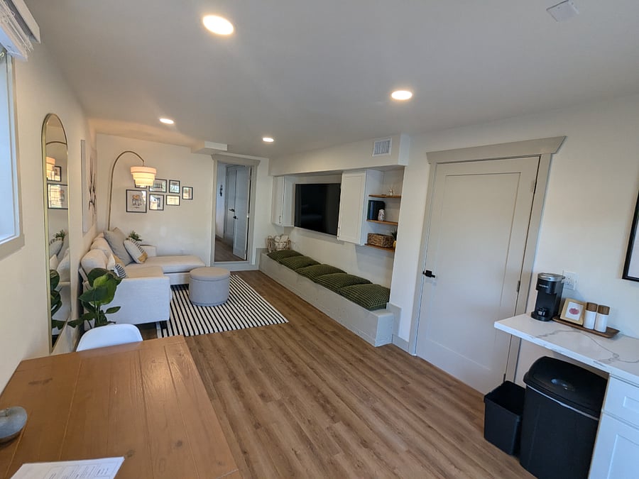 Furnished Finder property 666250_1 photo 4