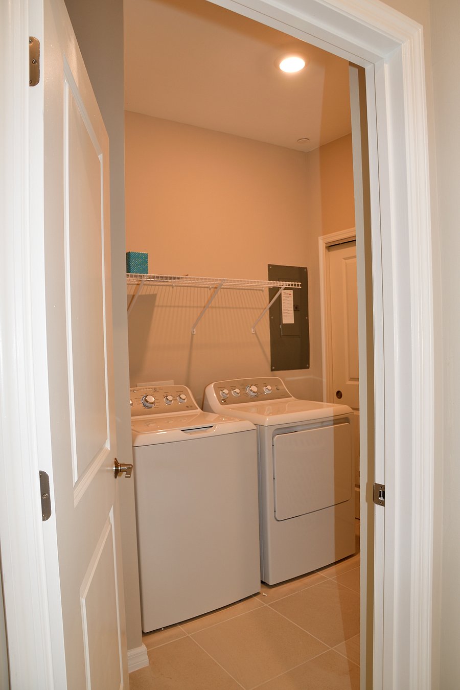 Furnished Finder property 666256_1 photo 26