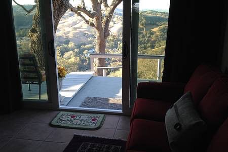 Furnished Finder property 666373_1 photo 3