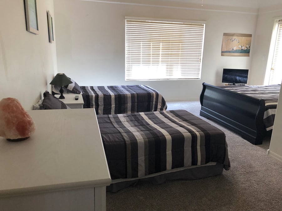 Furnished Finder property 666400_1 photo 16